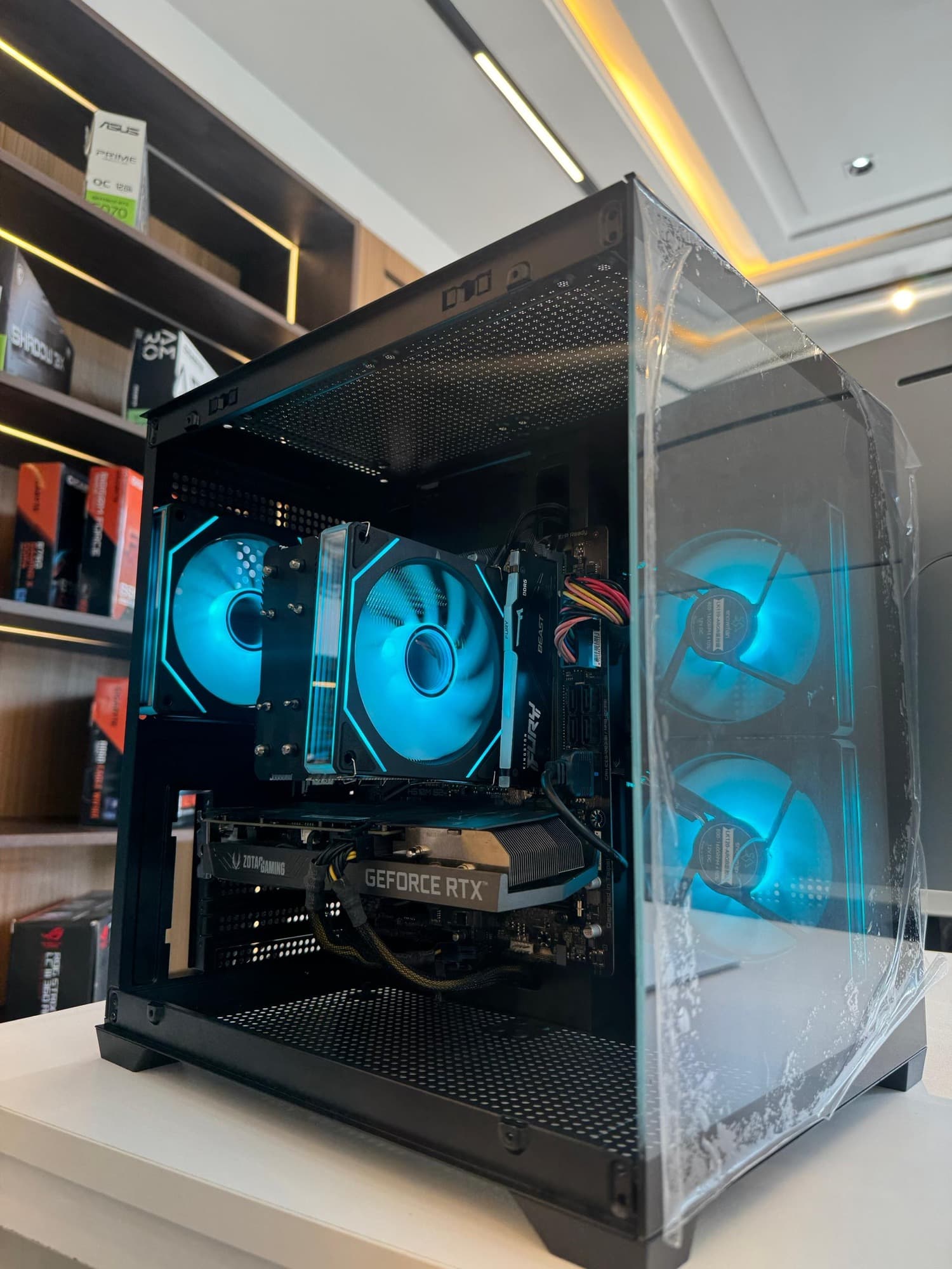 Studio 3060 DDR5